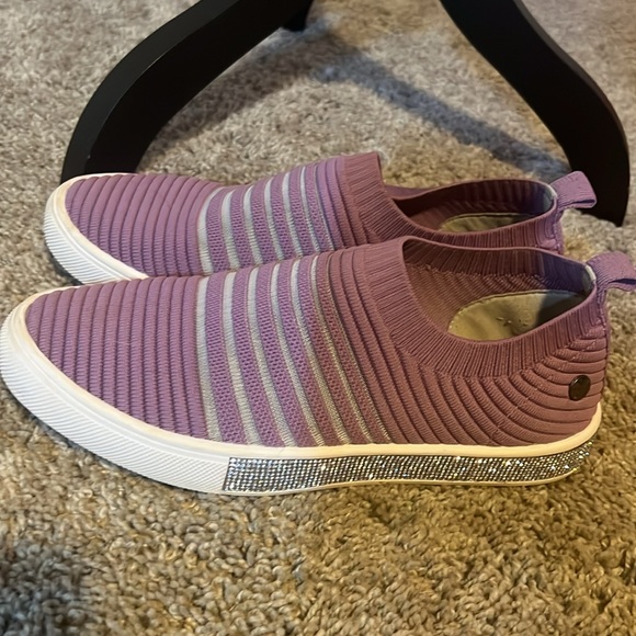 Purple Bernie Mev Slip on Shoes w/rhinestones Size 41 - Picture 3 of 5